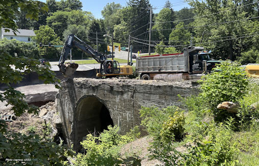 Bridge-closed.jpg